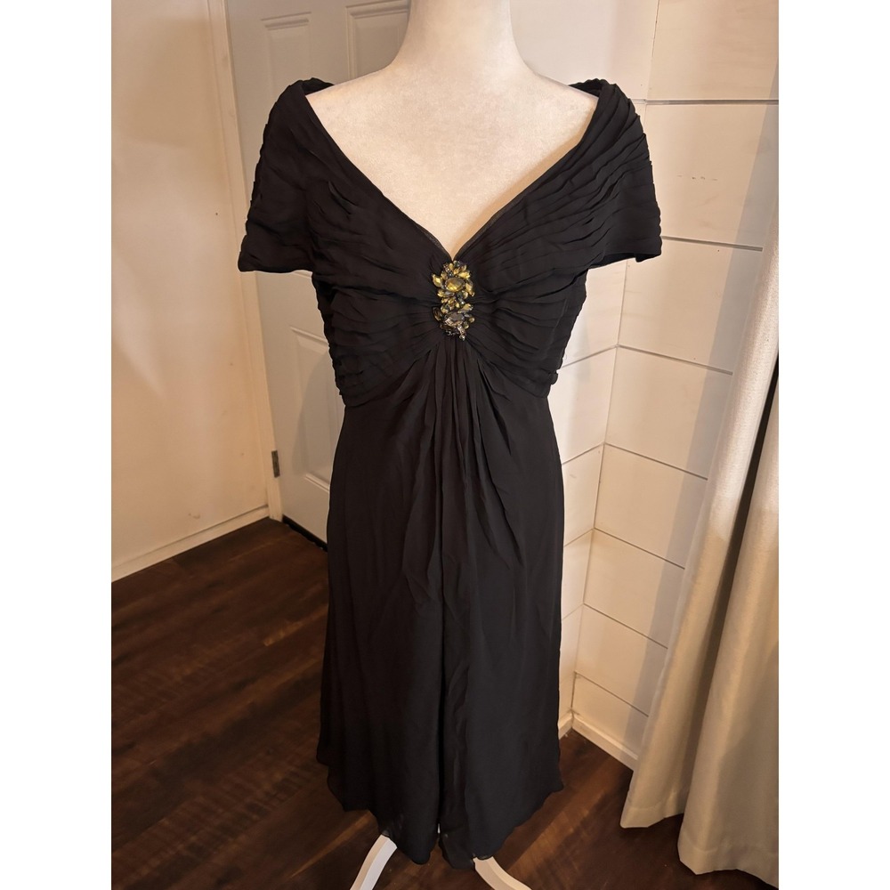 Tadashi Shoji Dress Womens‎ 12 Black Off Shoulder Ruched Beaded Midi Formal Silk
